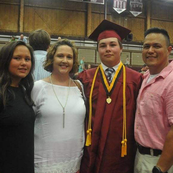 Meet your Posher, Lori - Picture 1 of 1